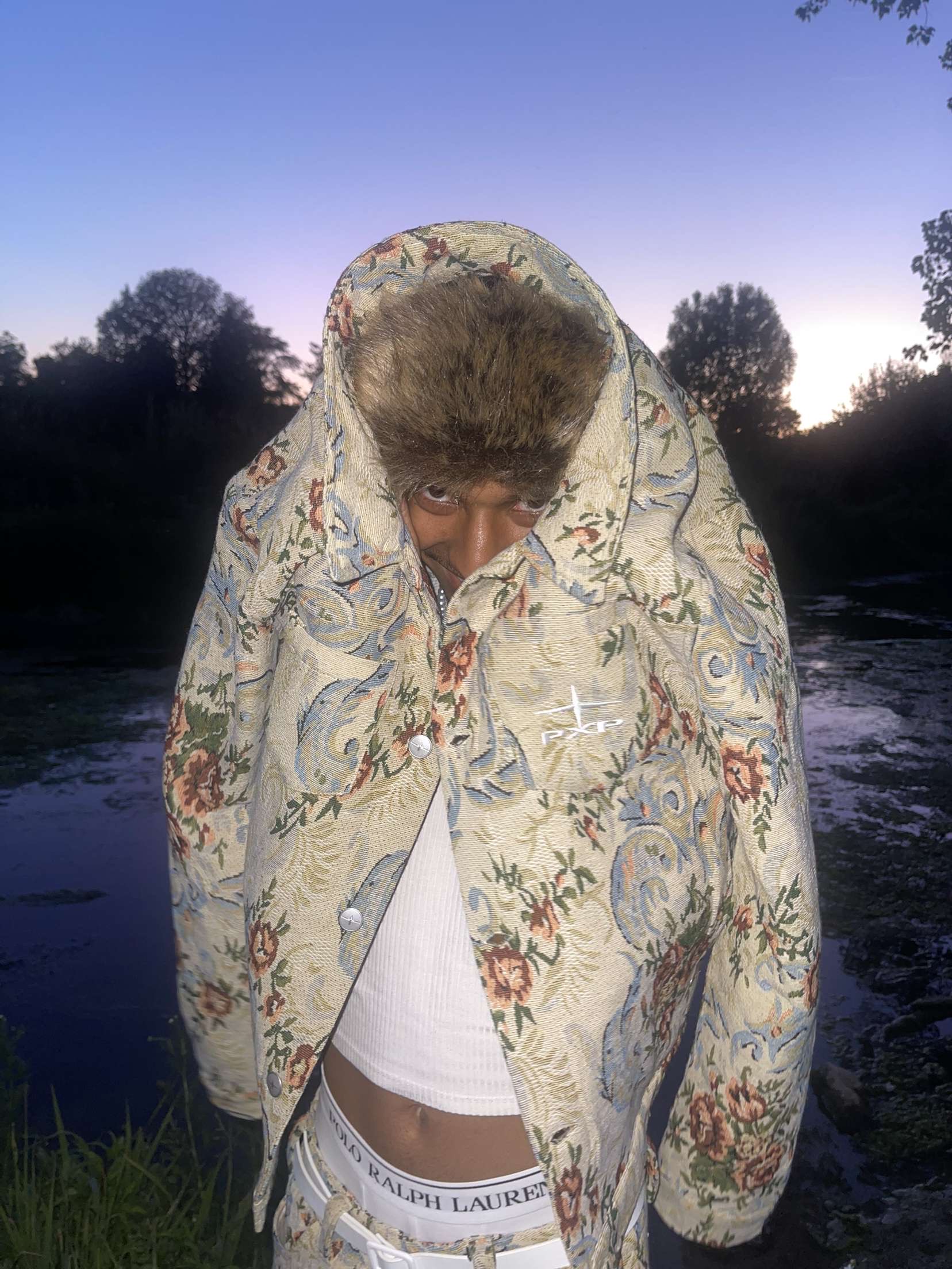 Photo 19 — Fashion